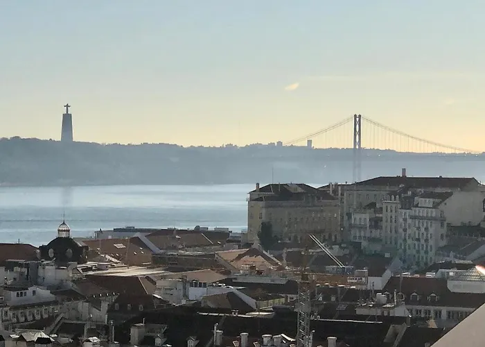 Terraco Do Tejo ליסבון